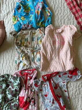 kate quinn little sleepies onsie pajamas 0-3 and 3-6m